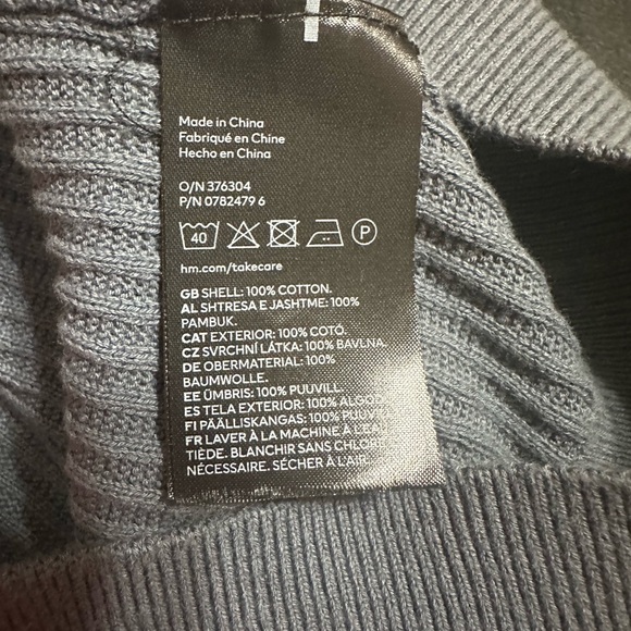 Men’s H&M Muscle Fit Coupe Athlétique Gray Sweater, Size: Large - Picture 3 of 4